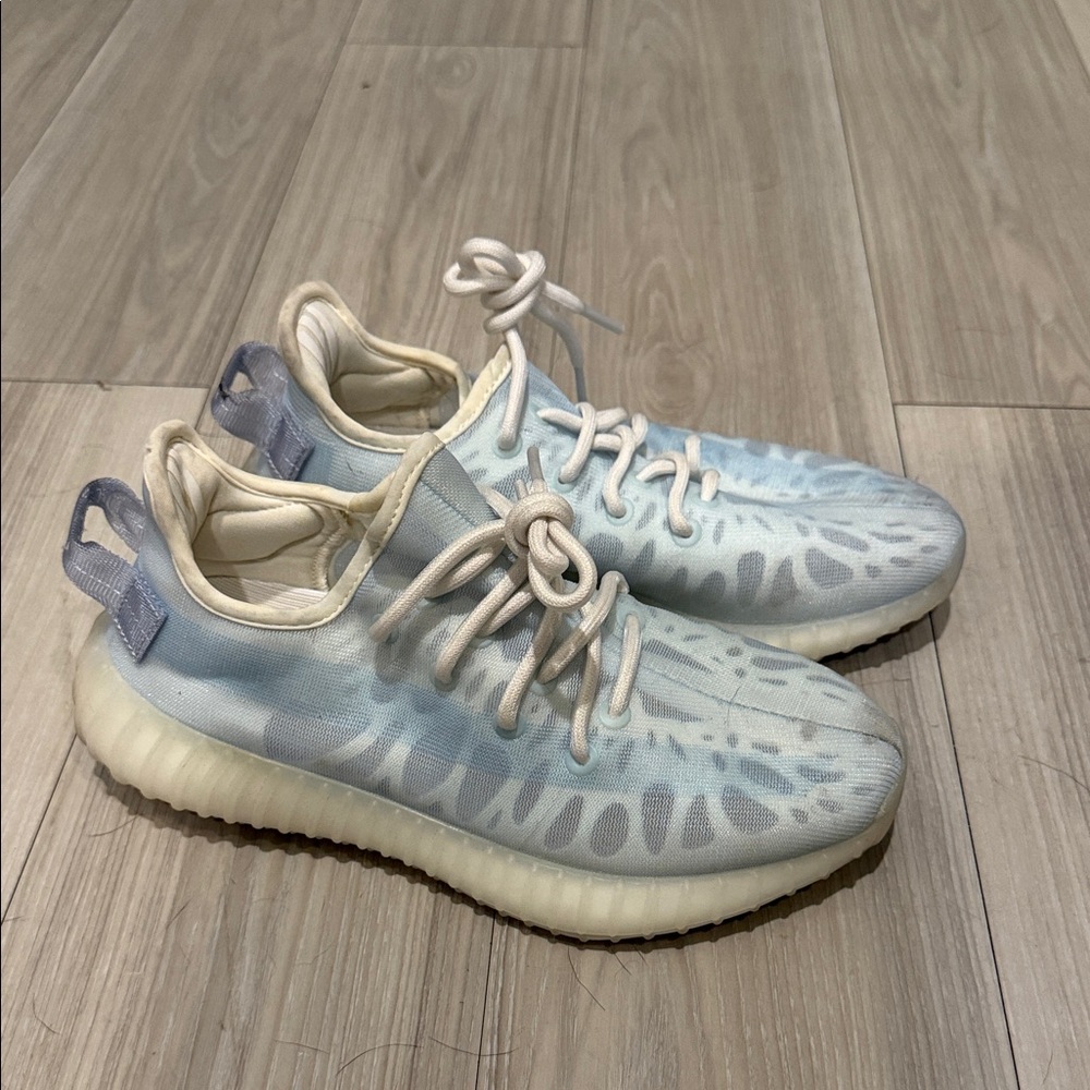 Yeezy Sneakers in Mono Ice